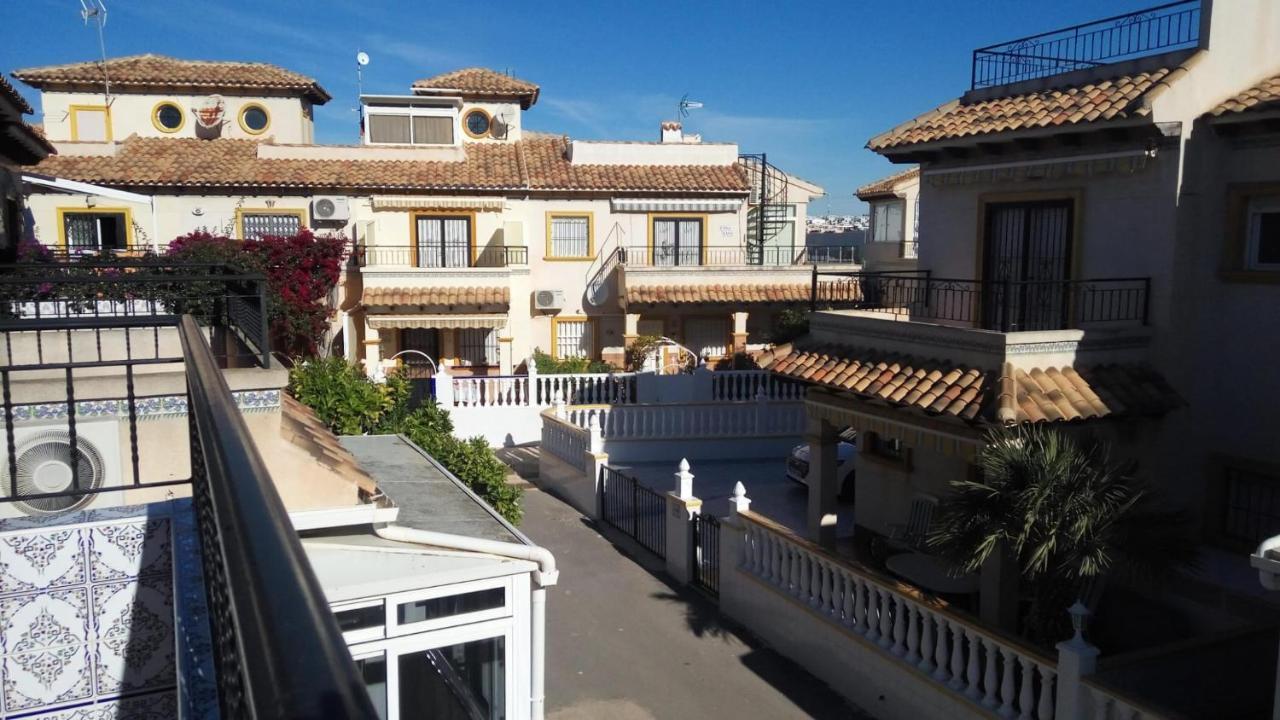 Апартаменты La Campana Dehesa de Campoamor  Экстерьер фото